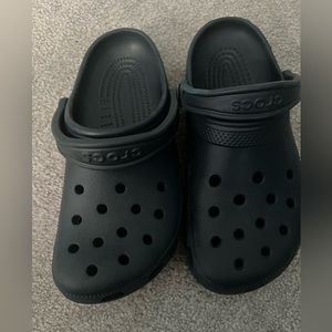 Navy blue crocs